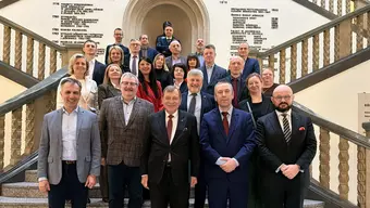 Zdjęcie grupowe - Fotorelacja Konwent Dziekanów Wydziałów Górniczych na WILiGZ