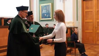 Uroczyste wręczenie nagród i pamiątkowych dyplomów podczas Inauguracji