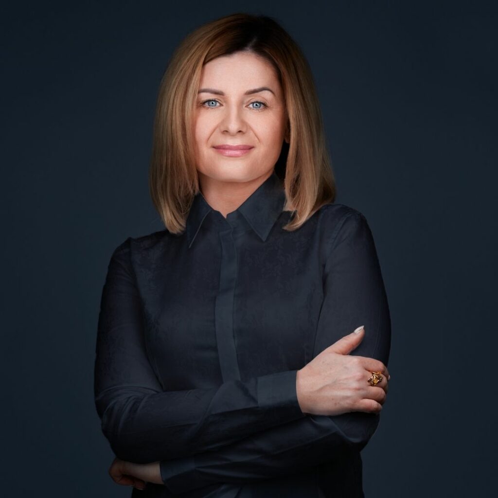 Zdjęcie profilowe. Mgr Małgorzata Orlik. Asystentka Dziekana.